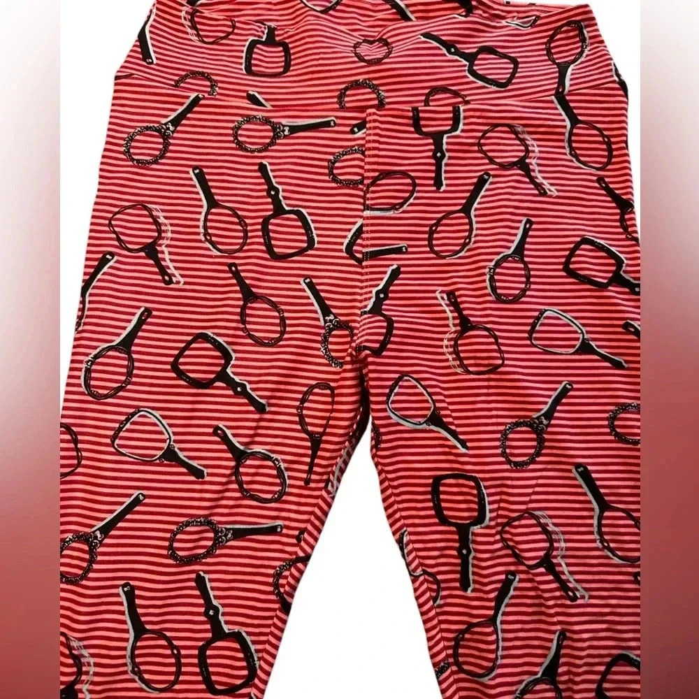 Lularoe TC hand mirror leggings. Red & pink pinstripe with hand mirrors NWOT